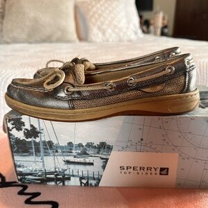 Sperry Top-Slider